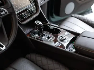 Bentley Bentayga V8 Diesel Burnt Oak Verdant