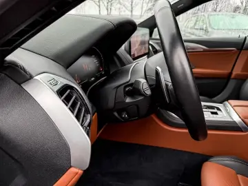 BMW 840i xDrive M-SPORT-PRO LASER PA KAMERA