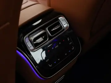 MERCEDES-BENZ S 580 lang AMG DIGITAL Pano HUD HighEnd 21