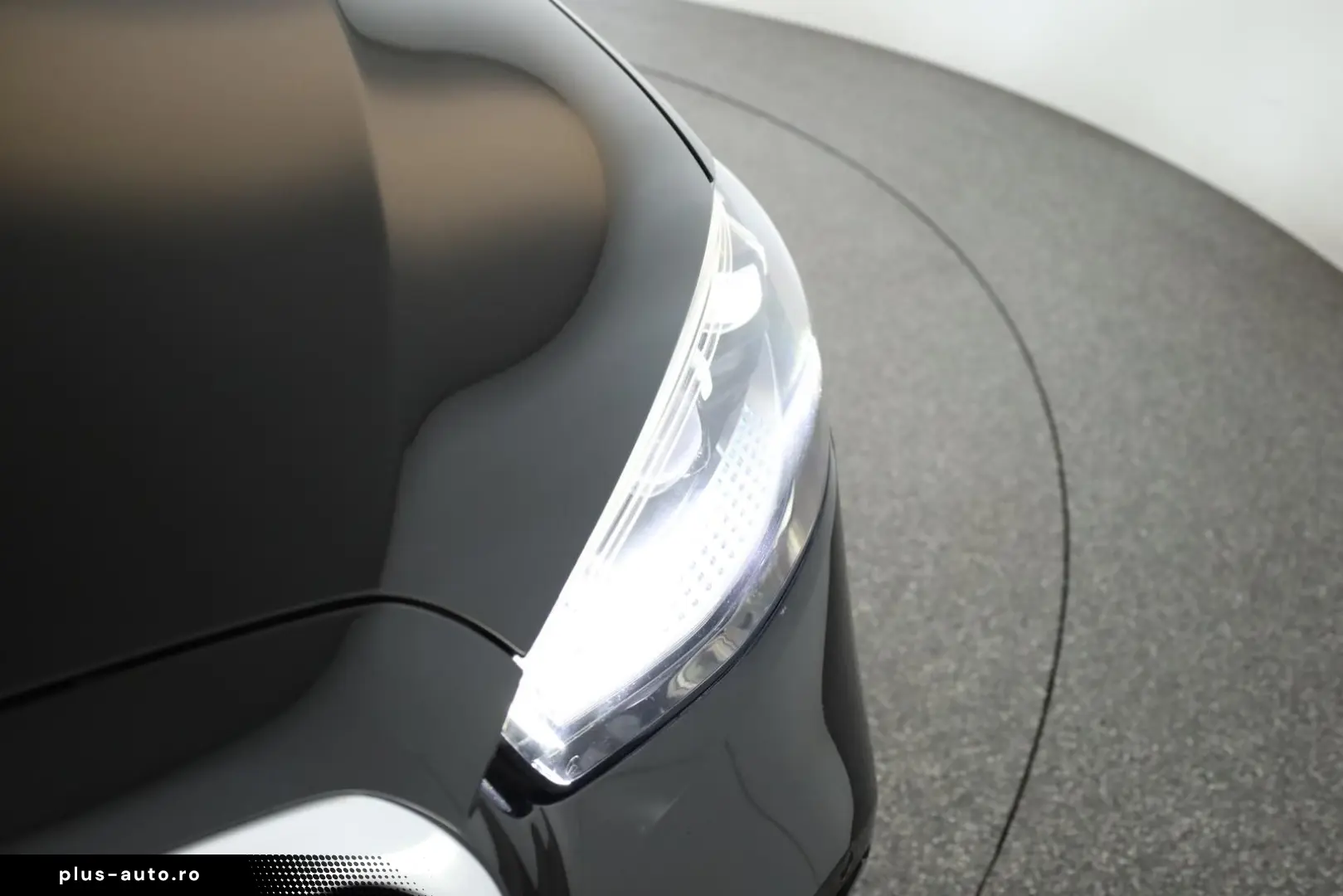 MERCEDES-BENZ S 580 lang AMG DIGITAL Pano HUD HighEnd 21