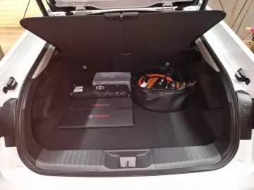 Toyota Prius Plug-in Hybrid Executive