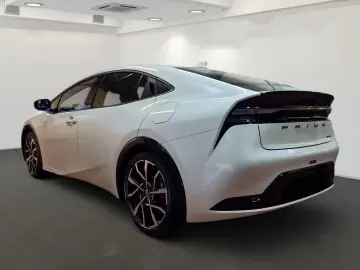 Toyota Prius Plug-in Hybrid Executive