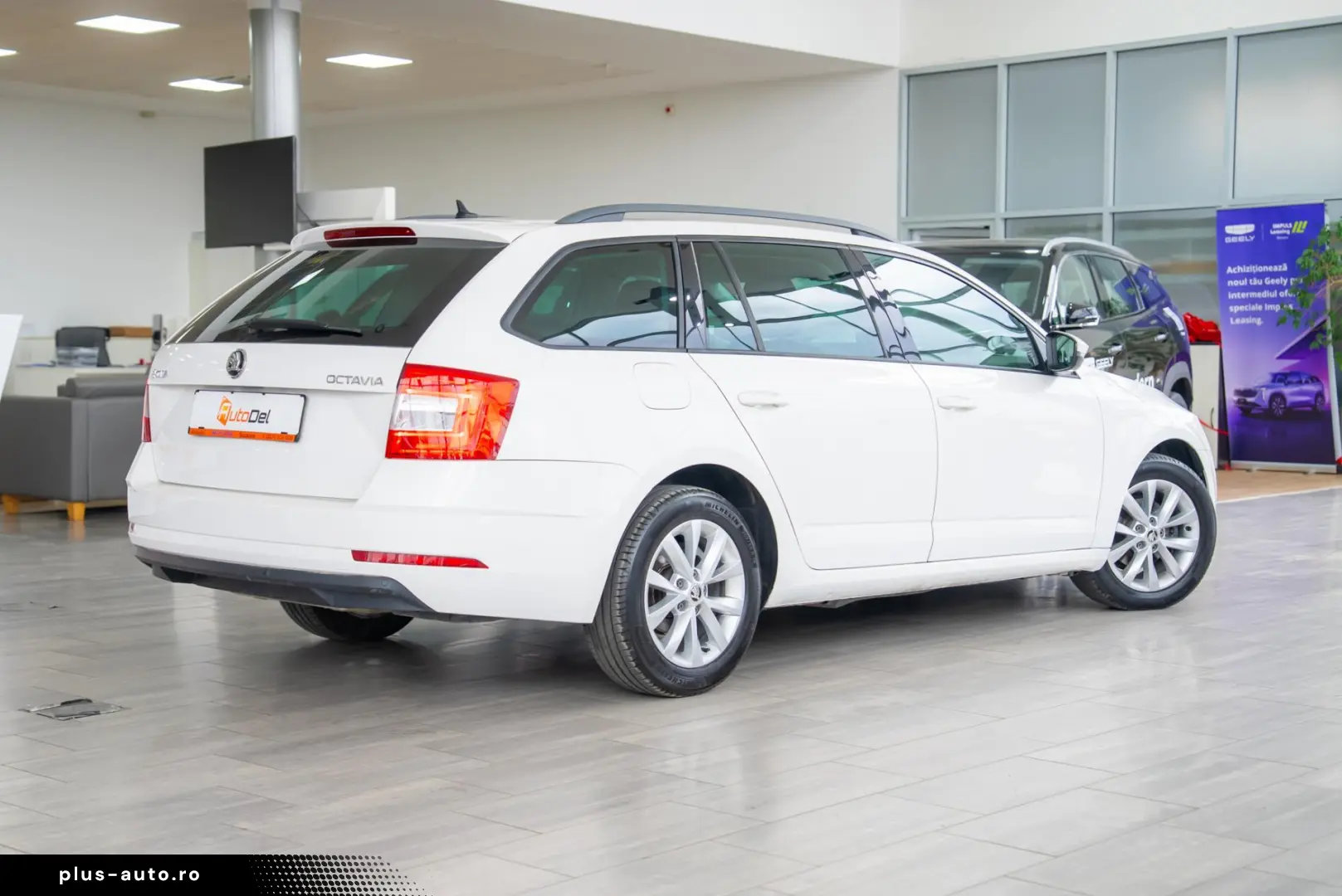 Skoda Octavia 1.6TDI DSG7 Combi  Business