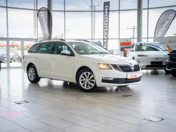 Skoda Octavia 1.6TDI DSG7 Combi  Business