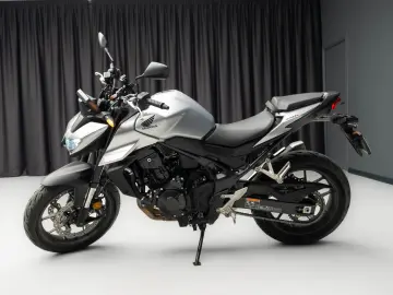 Honda Hornet 750 - 2025