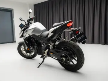 Honda Hornet 750 - 2025