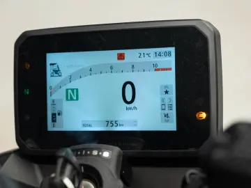 Honda Hornet 750 - 2025