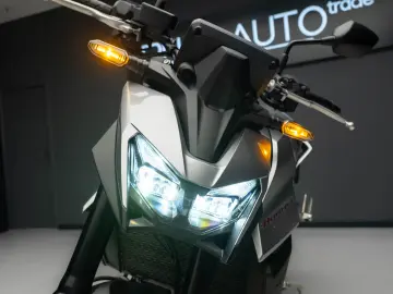 Honda Hornet 750 - 2025