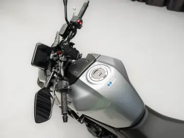 Honda Hornet 750 - 2025