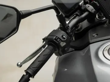 Honda Hornet 750 - 2025