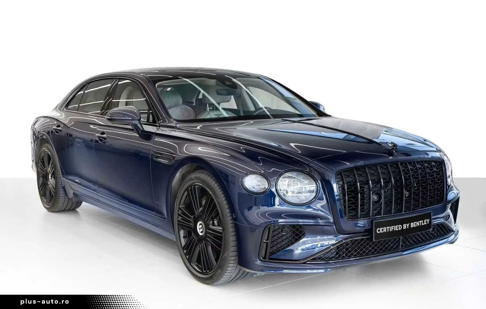 Bentley Flying Spur Azure (MY26) von BENTLEY