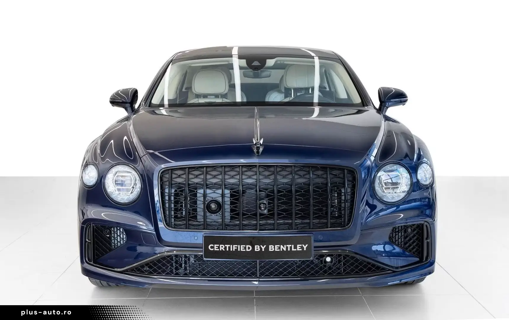 Bentley Flying Spur Azure (MY26) von BENTLEY