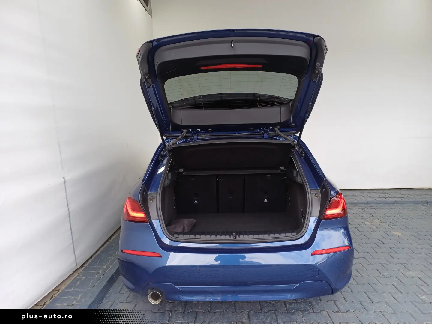 BMW Seria 1 118i  136CP Aut Luxury Line