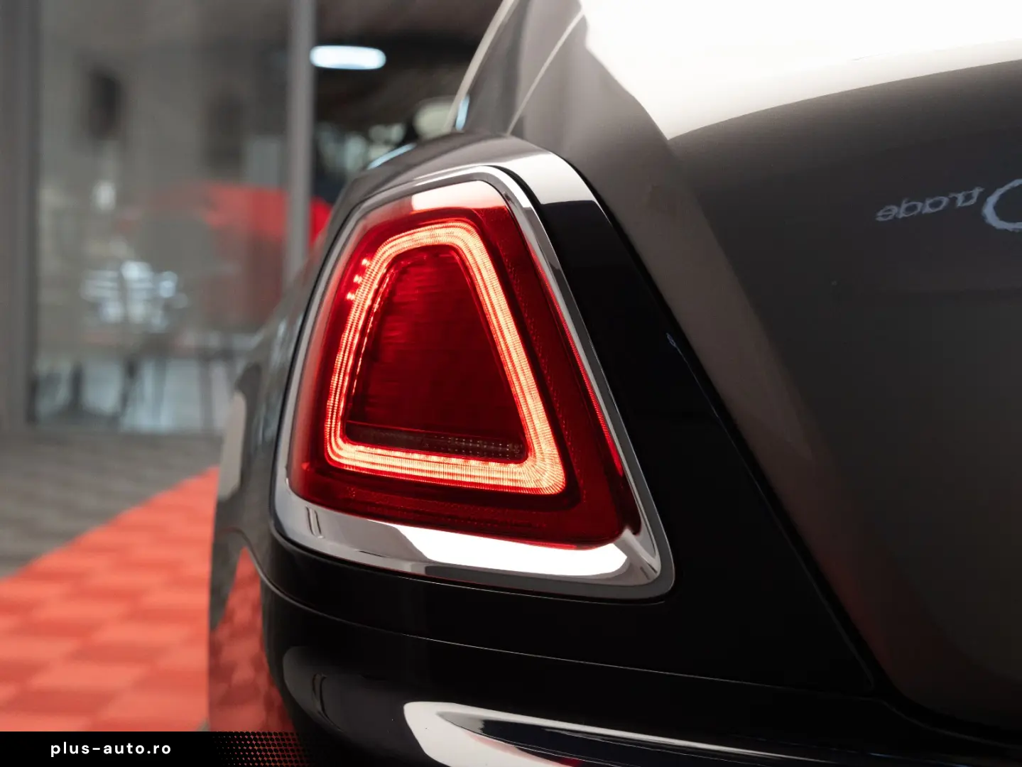 Rolls-Royce Wraith    2 Tone   V12   Sunroof   Bespoke