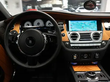 Rolls-Royce Wraith    2 Tone   V12   Sunroof   Bespoke