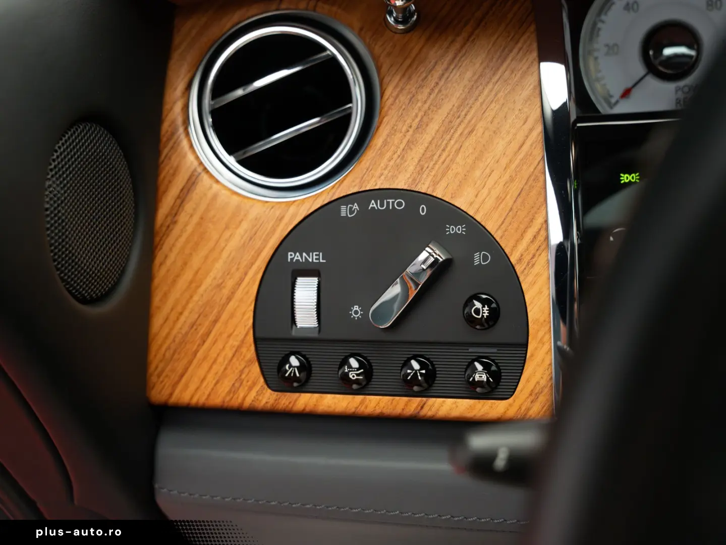 Rolls-Royce Wraith    2 Tone   V12   Sunroof   Bespoke
