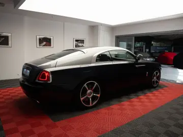 Rolls-Royce Wraith    2 Tone   V12   Sunroof   Bespoke