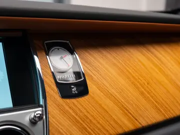 Rolls-Royce Wraith    2 Tone   V12   Sunroof   Bespoke