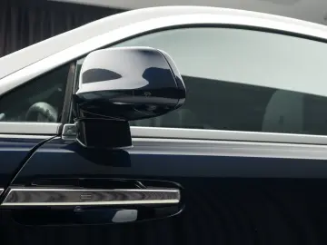 Rolls-Royce Wraith    2 Tone   V12   Sunroof   Bespoke