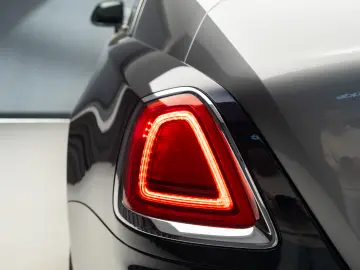 Rolls-Royce Wraith    2 Tone   V12   Sunroof   Bespoke