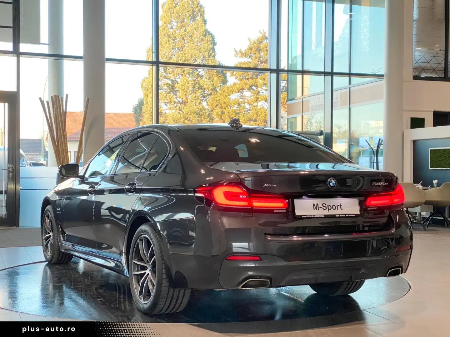 BMW 545e xDr M-Sport Laser Memory SurrView HUD ACC