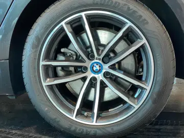 BMW 545e xDr M-Sport Laser Memory SurrView HUD ACC