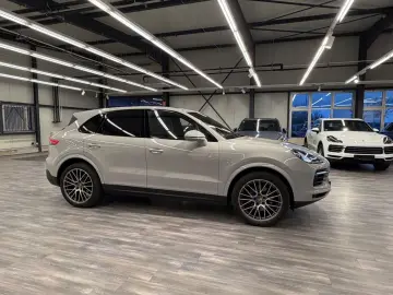 PORSCHE Cayenne Platinum Edition ACC Standheiz Pano