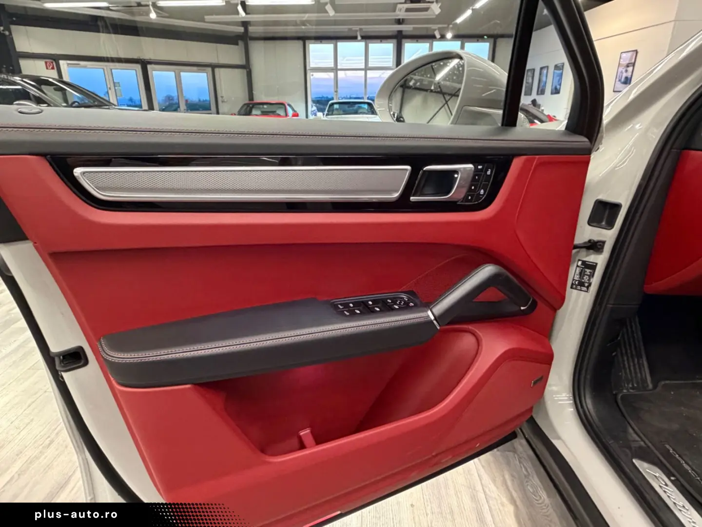 PORSCHE Cayenne Platinum Edition ACC Standheiz Pano