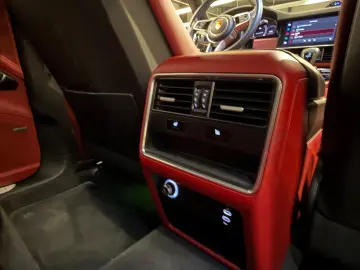 PORSCHE Cayenne Platinum Edition ACC Standheiz Pano