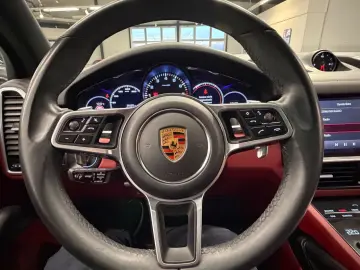 PORSCHE Cayenne Platinum Edition ACC Standheiz Pano