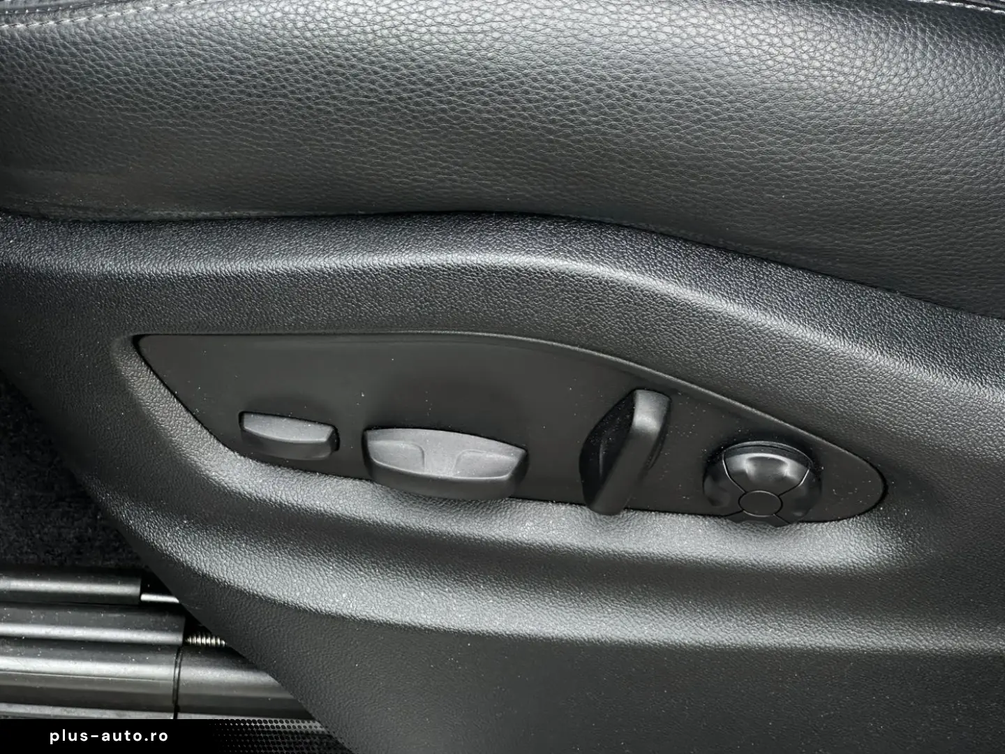 PORSCHE Cayenne S PANO PASM SHZ