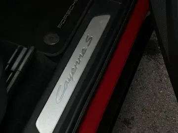 PORSCHE Cayenne S PANO PASM SHZ