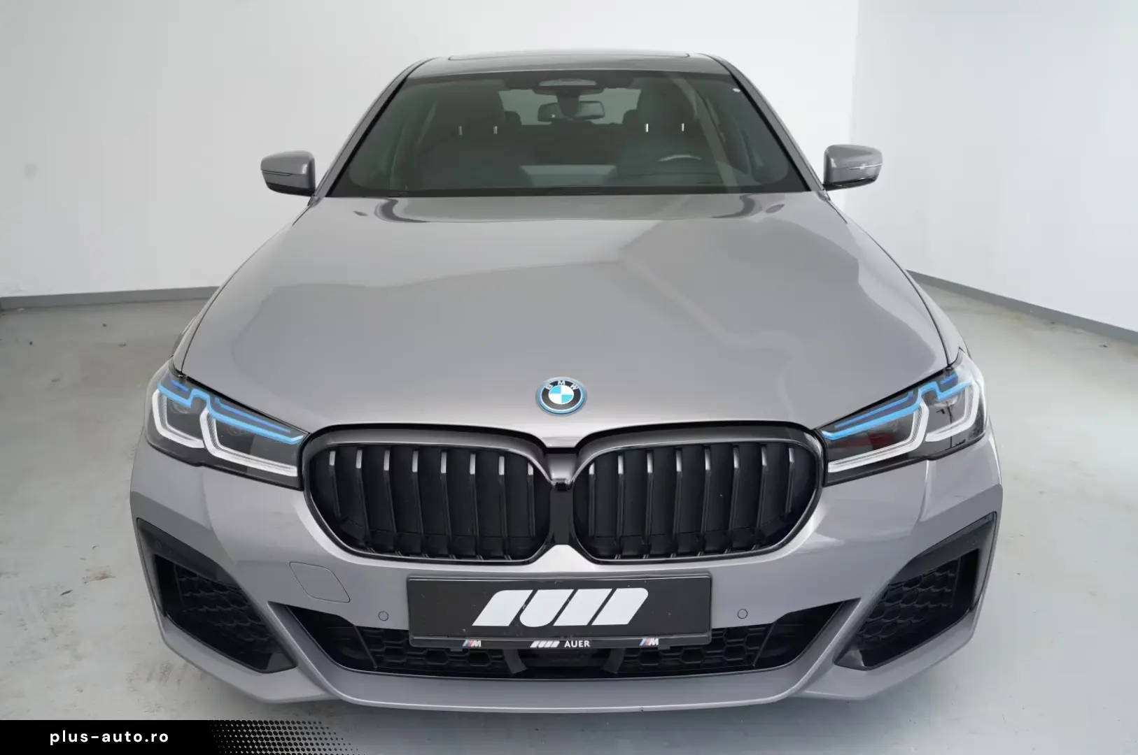 BMW 545e xDrive Limousine (M-Sport Navi HUD H K ACC)