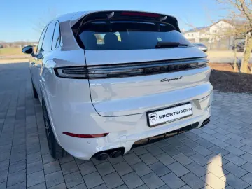 PORSCHE Cayenne S#Facelift#UPE 147.500 -#AHK#Pano#Bose#F