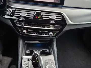 BMW 545e xDrive M Sport