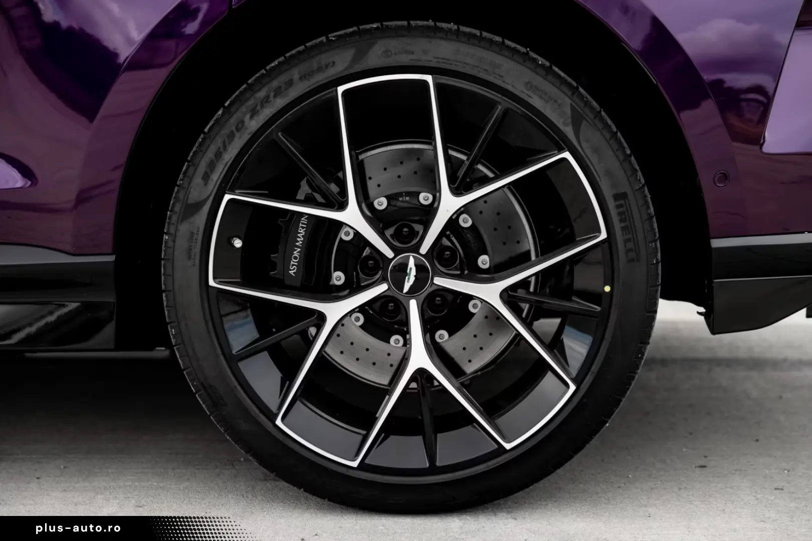 Aston Martin DBX 4.0 V8 DBX707 PURPLE STORM 289K LP Q