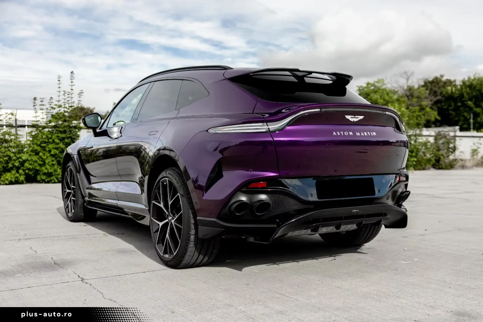 Aston Martin DBX 4.0 V8 DBX707 PURPLE STORM 289K LP Q