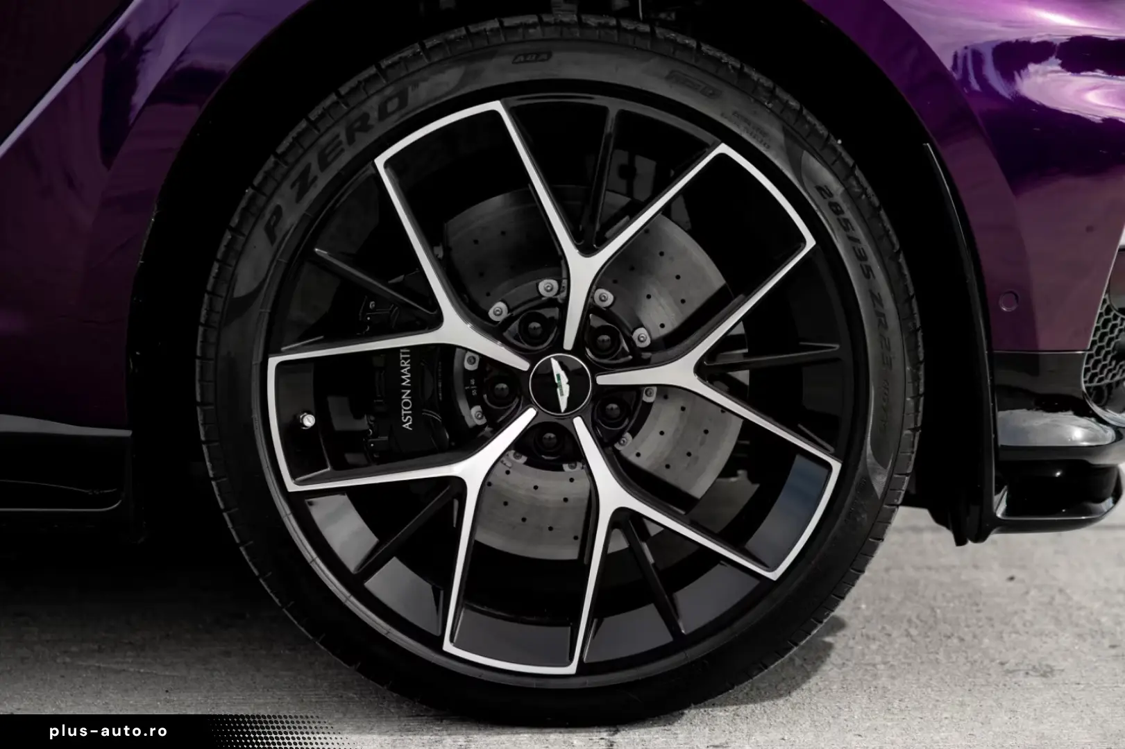 Aston Martin DBX 4.0 V8 DBX707 PURPLE STORM 289K LP Q