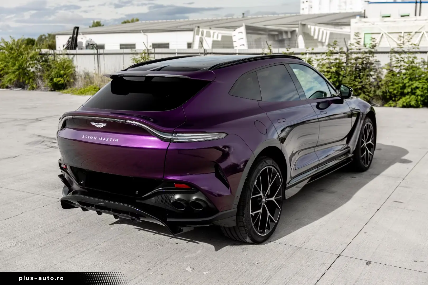 Aston Martin DBX 4.0 V8 DBX707 PURPLE STORM 289K LP Q
