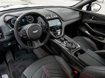 Aston Martin DBX 4.0 V8 DBX707 PURPLE STORM 289K LP Q