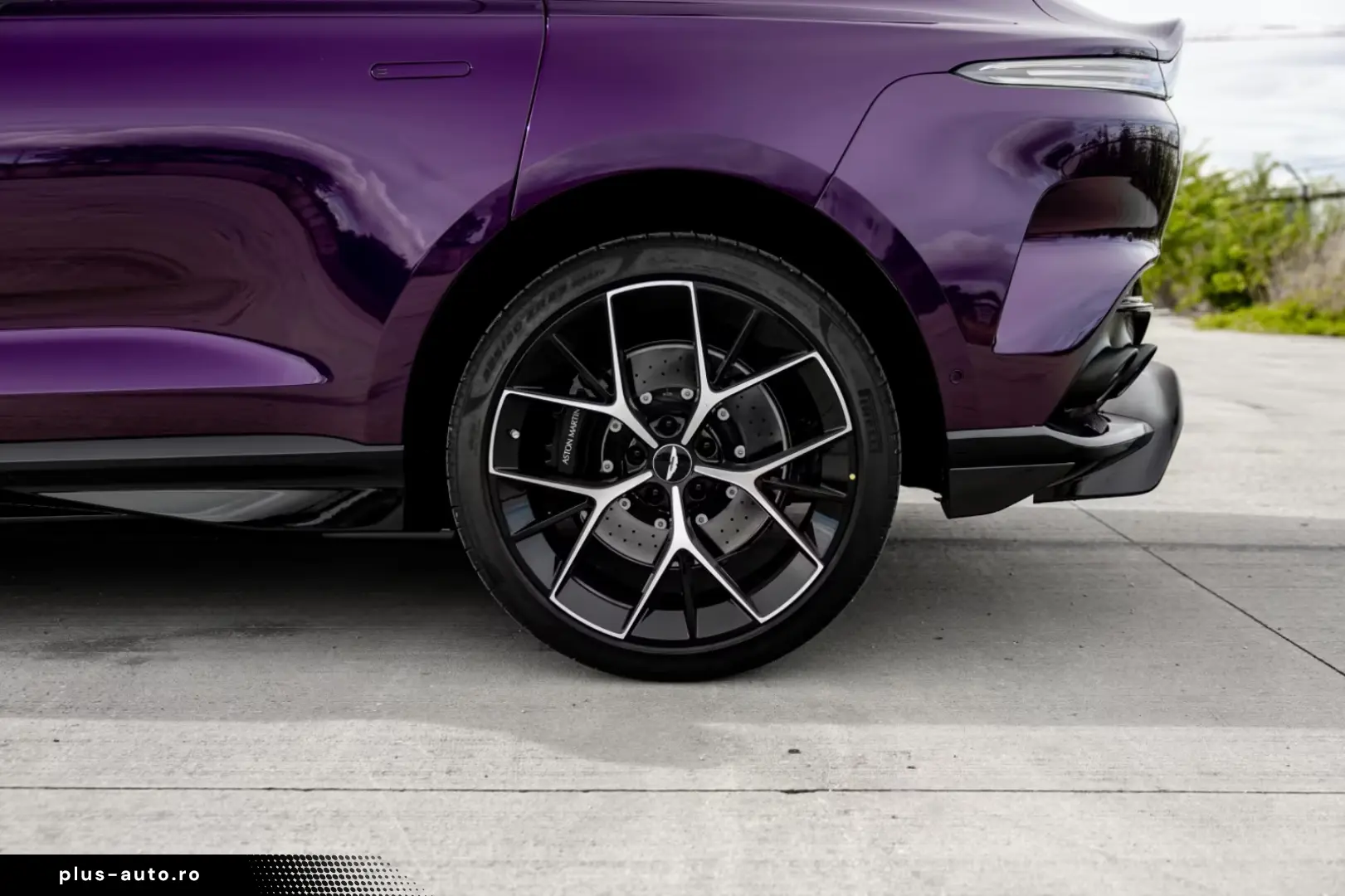 Aston Martin DBX 4.0 V8 DBX707 PURPLE STORM 289K LP Q