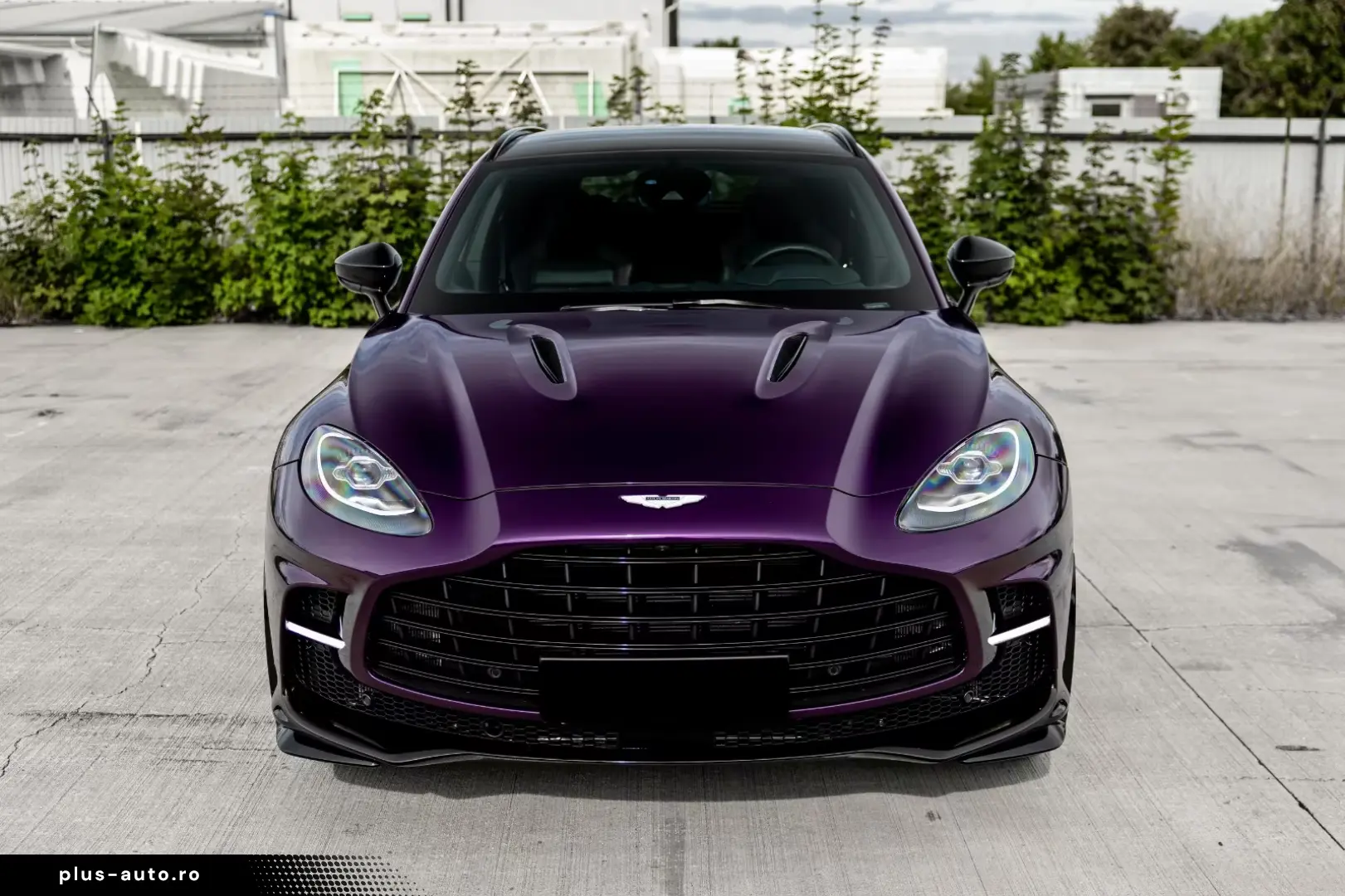 Aston Martin DBX 4.0 V8 DBX707 PURPLE STORM 289K LP Q
