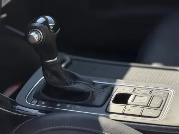 Kia Sorento 2.2 CRDi AWD Aut. Platinum Edition