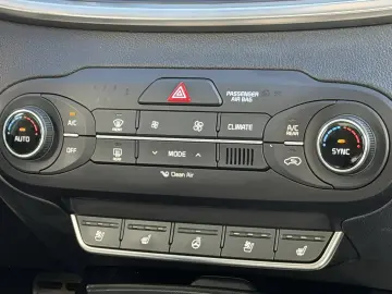 Kia Sorento 2.2 CRDi AWD Aut. Platinum Edition