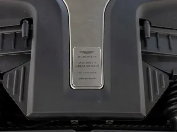 Aston Martin DBX 707 Elwood Blue Sandstorm