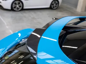 Aston Martin DBX 707 Elwood Blue Sandstorm