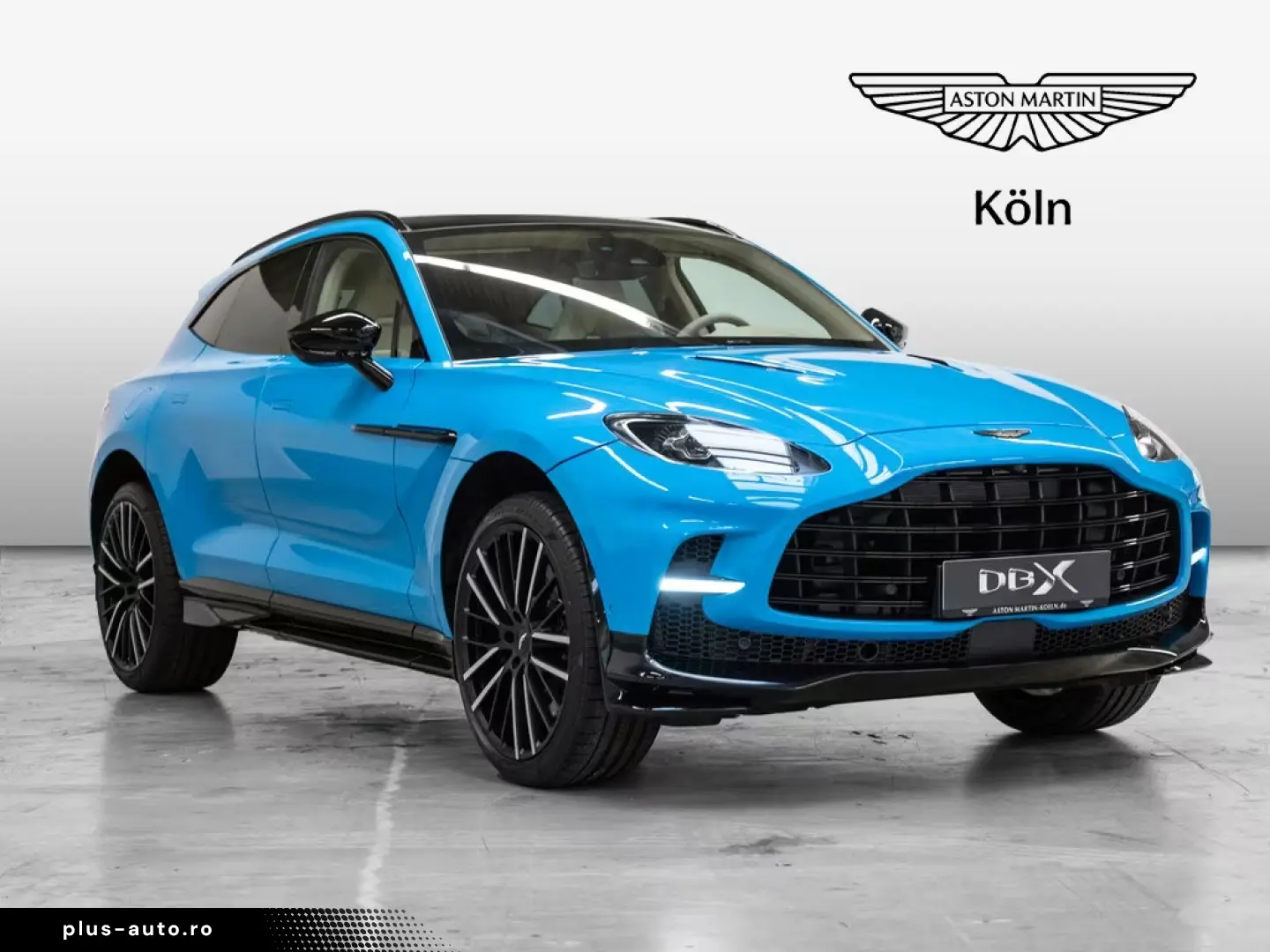Aston Martin DBX 707 Elwood Blue Sandstorm