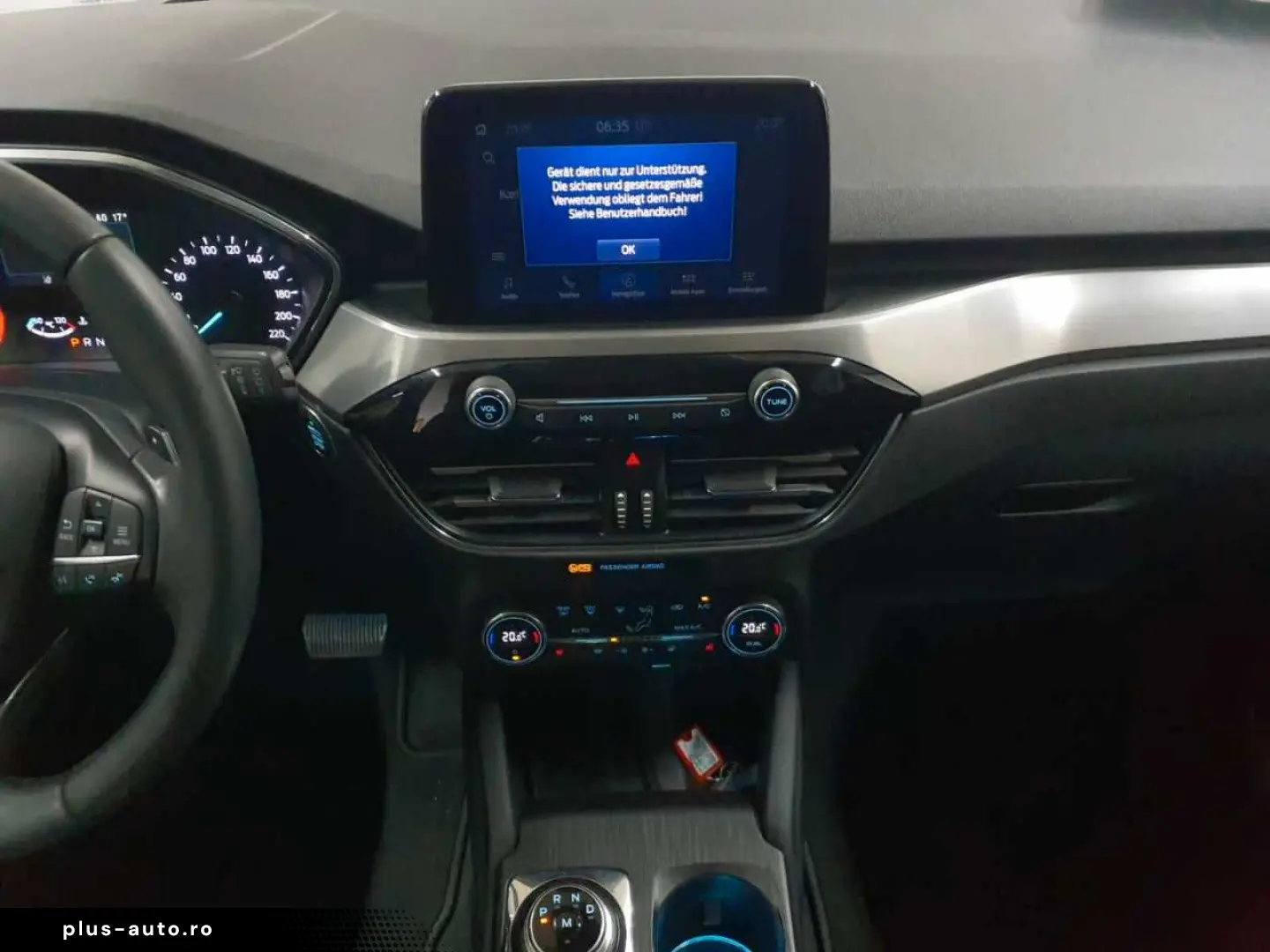 FORD Kuga 2.0 EcoBlue 4x4 Aut. TITANIUM AHK