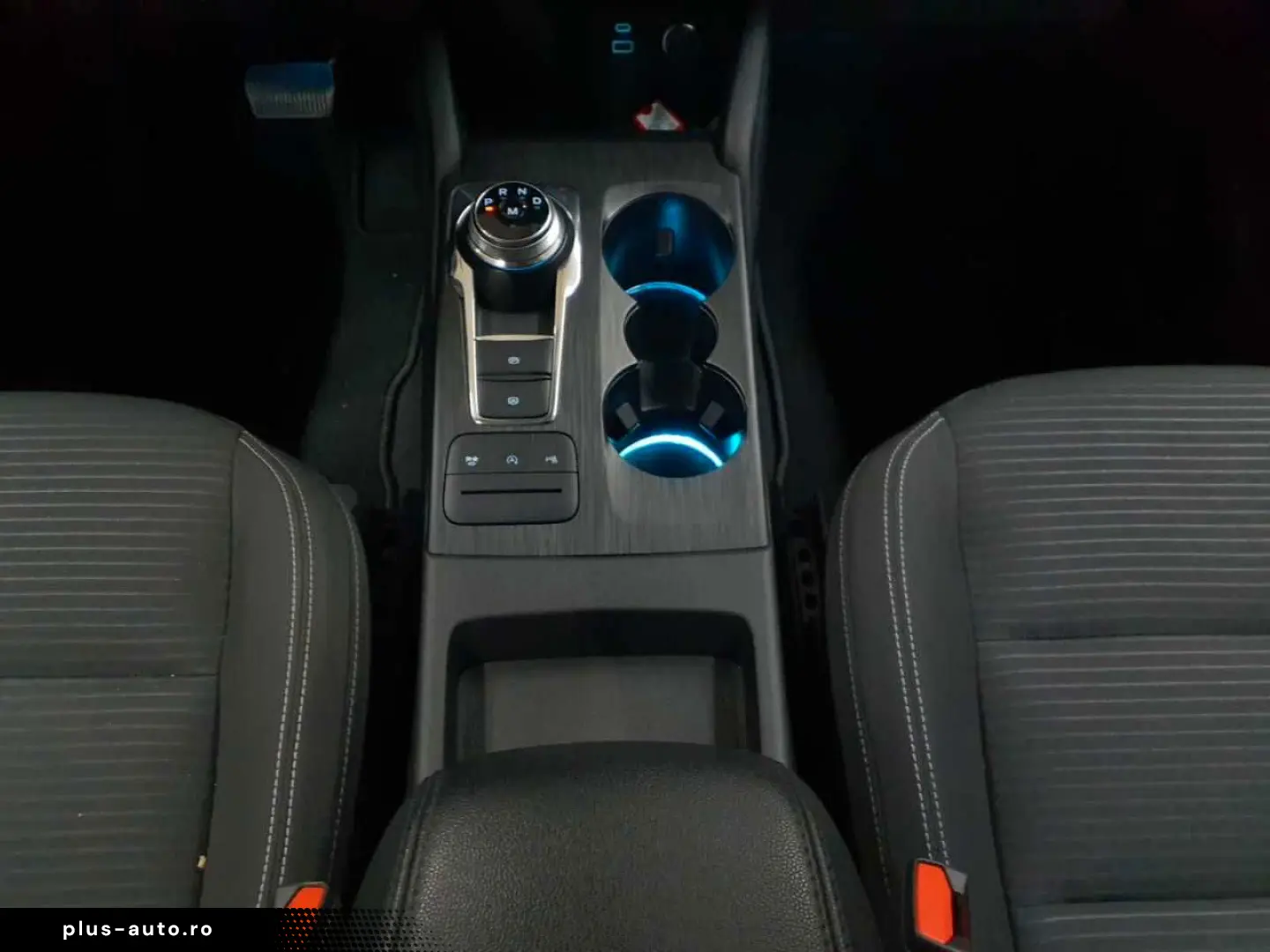 FORD Kuga 2.0 EcoBlue 4x4 Aut. TITANIUM AHK