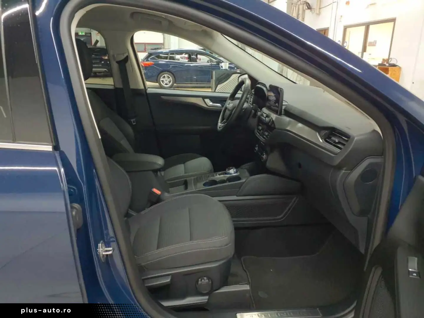 FORD Kuga 2.0 EcoBlue 4x4 Aut. TITANIUM AHK